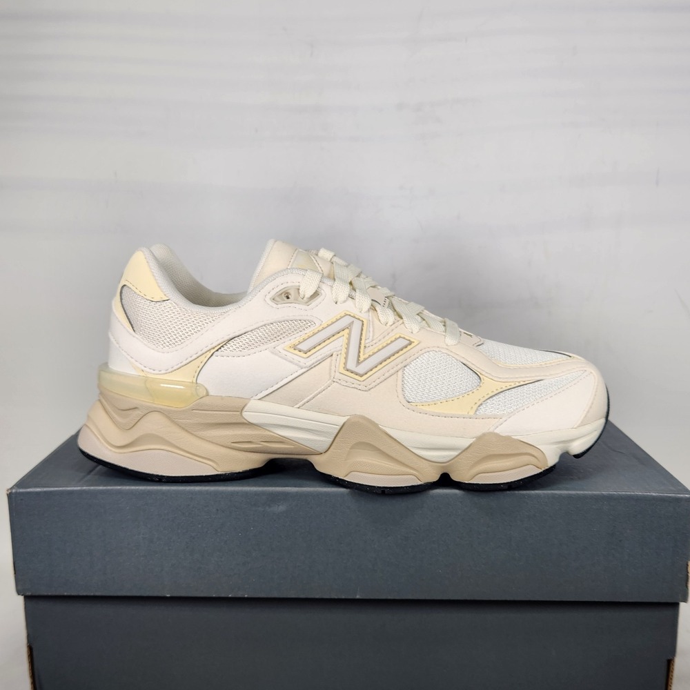 New Balance 9060 Sneakers Kids Size 7 White Beige Mesh Suede Lifestyle Shoes